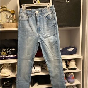 Forever 21 High Rise Skinny jeans